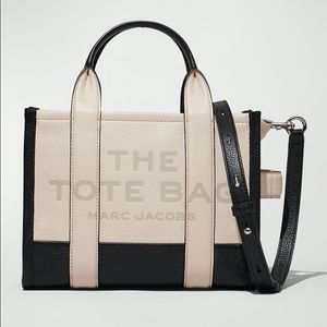 Marc Jacob “ The Tote Bag”